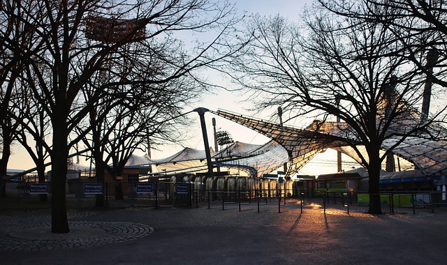 哈登与艾弗 哈登与艾弗